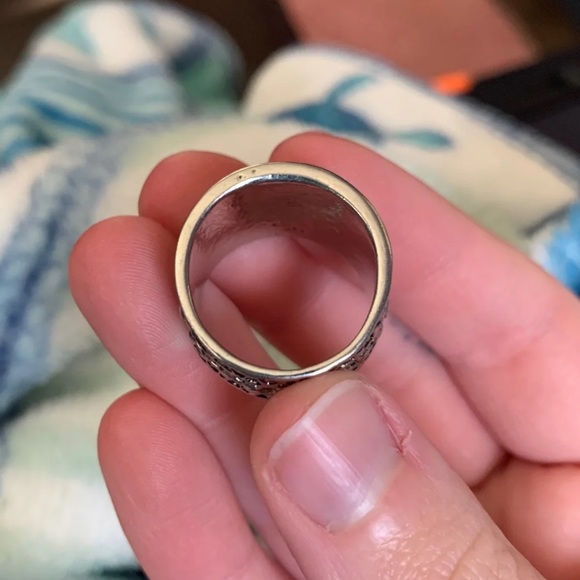 💍 Uniquely BOHO Carved Silver Ring 💍 - Picture 6 of 8